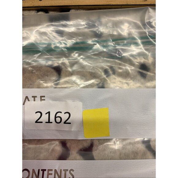 Carolina Herrera Wool Blend Floral burnout cap Sleeve Dress Black Ivory Size 12 - Picture 11 of 11